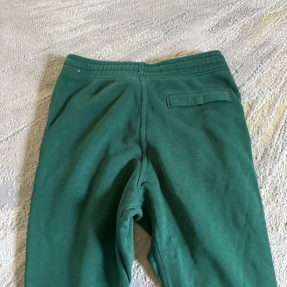 Nike Sportswear Club Fleece Joggers pull on green sweatpants medium - Picture 9 of 12